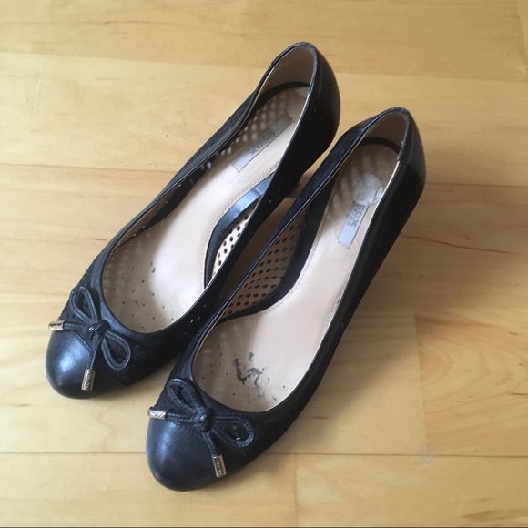 2.5” leather heels - Picture 2 of 3